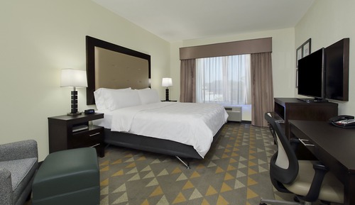 Standard Room, 1 King Bed