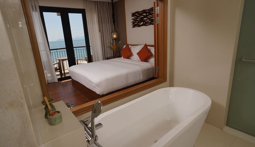 Bayu Senja Suite