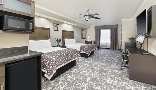 Deluxe Room, 2 Queen Beds, Non Smoking, Refrigerator & Microwave (Oversized Room)
