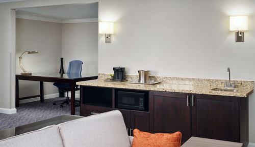 Junior Suite, 1 King Bed, Non Smoking