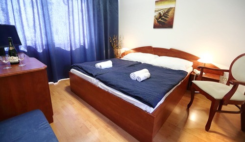 Classic Double Room