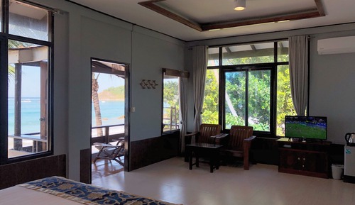Premium Double Room, 1 King Bed, Balcony, Sea View