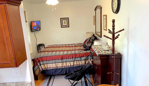 1. The Clematis Room