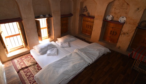 Traditional Twin Room, Shared Bathroom
