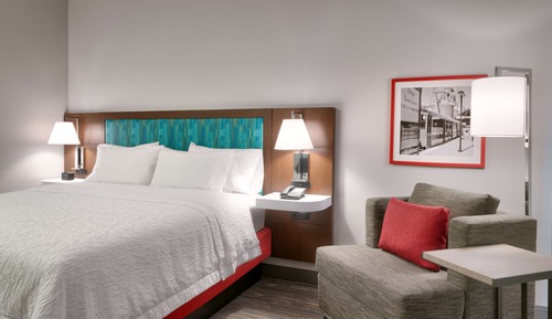Room, 1 King Bed, Accessible, Bathtub