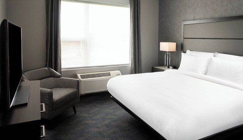 Suite, 1 Bedroom, Corner