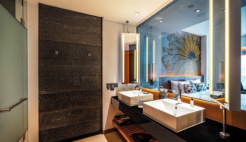 Signature Double Room, Lake View