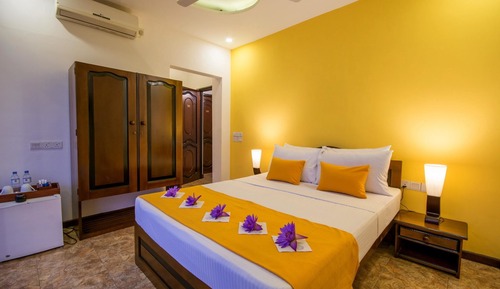 Superior Double Room with Balcony