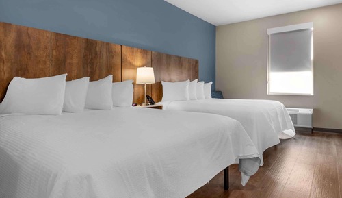 Standard Studio, 2 Queen Beds, Non Smoking, Refrigerator (Microwave)