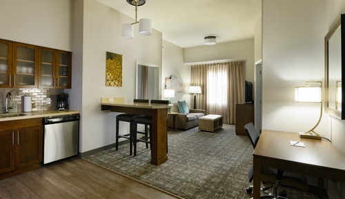 Suite, 2 Bedrooms, Kitchen