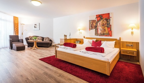 Deluxe Suite