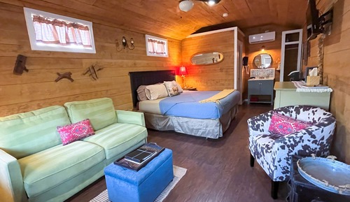 Live Oak Lodge