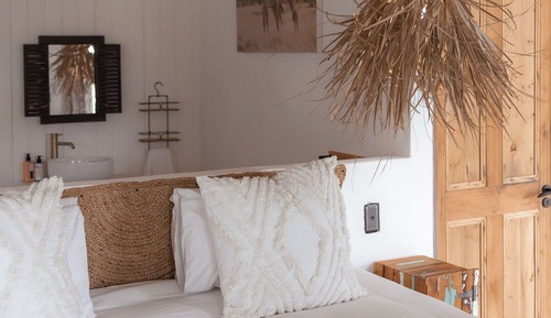 Honeymoon Villa, 1 King Bed, Lake View