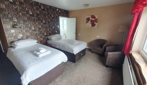 Basic Twin Room
