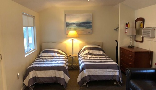 1 BR Cottage #18 Twin Beds