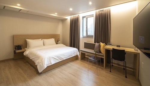 Deluxe Double Room, 1 Queen Bed, Non Smoking