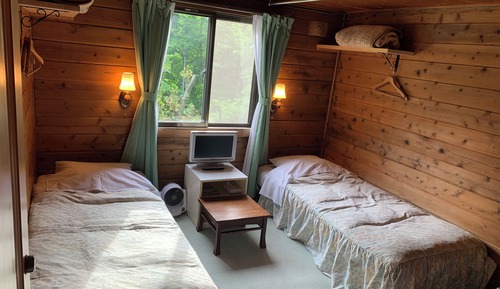 Economy Triple Room