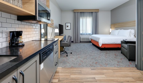 Studio Suite, 1 King Bed, Accessible Bathtub (Accessible Tub)