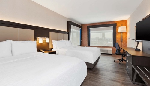 Standard Room, 2 Queen Beds, Accessible Bathtub (Accessible Tub)