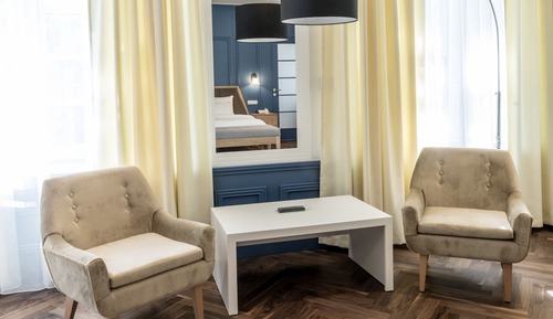 Signature Studio