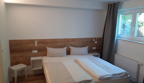 Basic Studio (Souterrain)