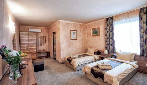 Twin Room, City View