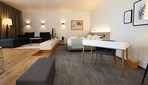 Suite, Terrace