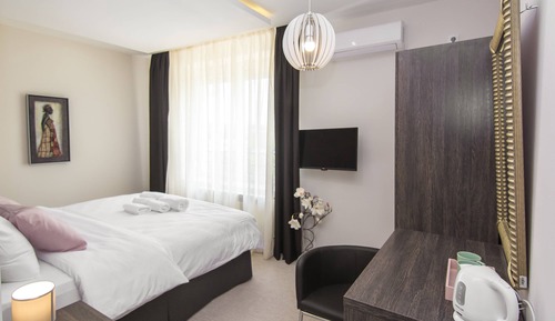 Comfort room