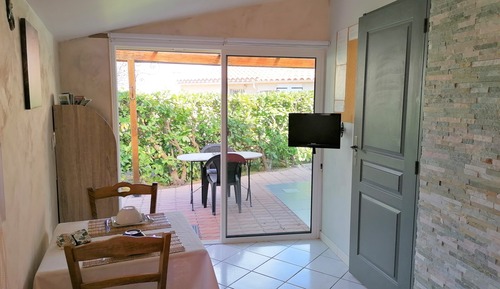 Double Room (Lotus)