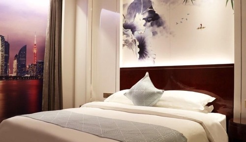 Signature Room, 1 King Bed