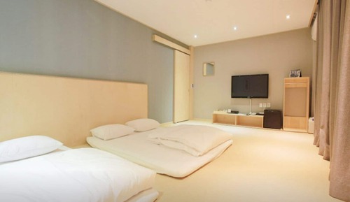 Family Ondol Room