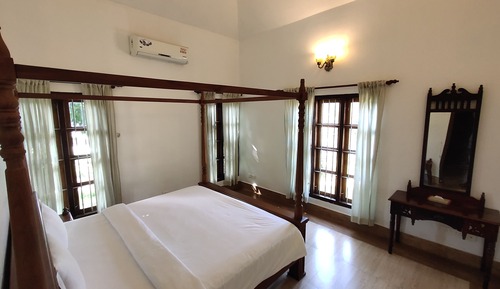 Chambarathy Cottage