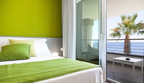 Deluxe Double Room Single Use, Sea View