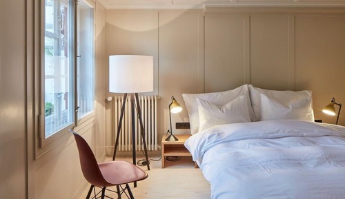Double Room, Private Bathroom (Zimmer 2)