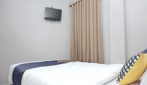 Basic Single Room