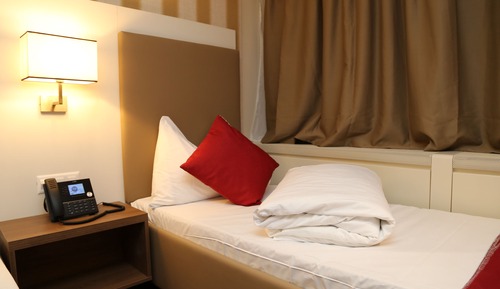 Single Room, Patio