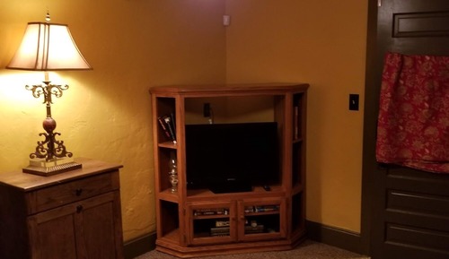 North Loft, 2 Twin Beds, Shared Bathroom, City View