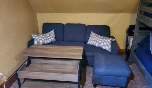 East Loft, Multiple Beds, Shared Bathroom, City View