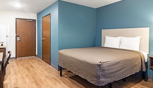 Standard Room, 1 Queen Bed, Non Smoking