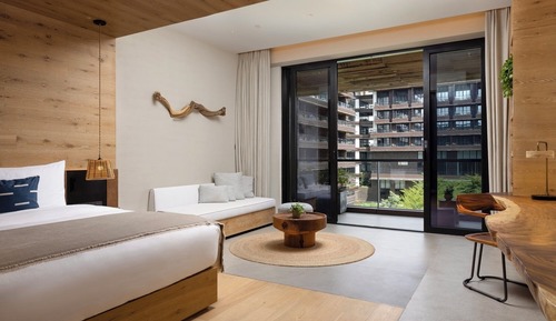 Standard Room, 1 King Bed, Garden View