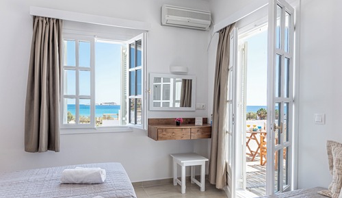 Family Room, Sea View