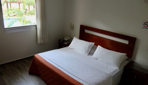 Standard Room, 1 King Bed
