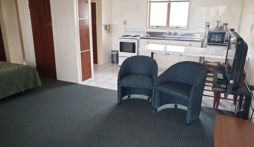 Family Studio Suite (3)