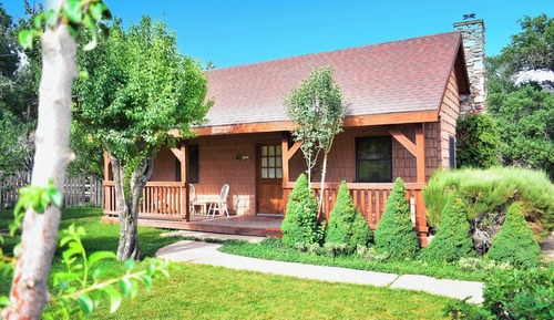 Deluxe Cabin (Orchard Cabin)
