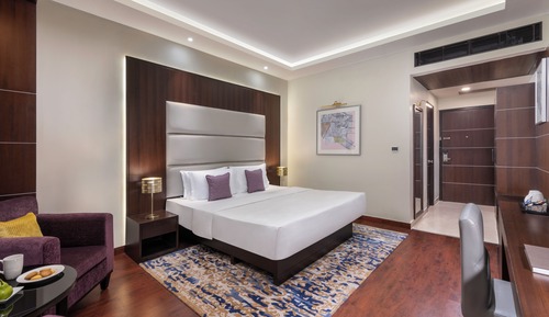 Deluxe Room, 1 King Bed