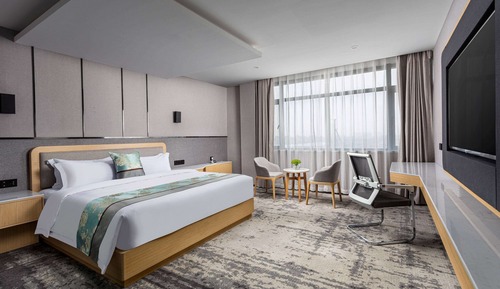 Suite, 1 King Bed, Non Smoking