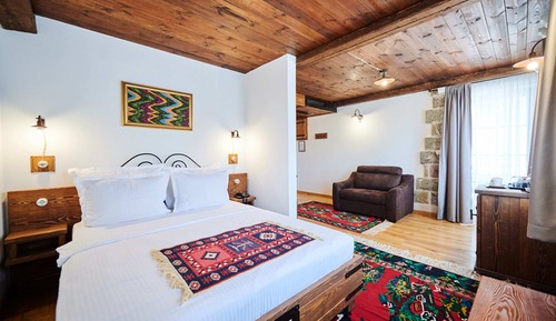 Junior Triple Room