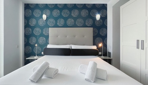 Apartment (2 Bedrooms)