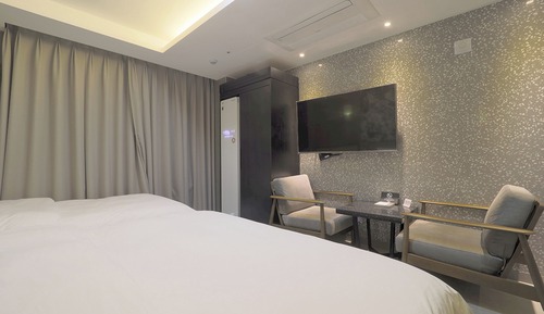 Premium Twin Room