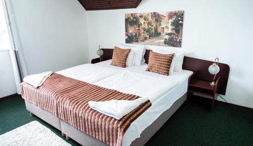 Standard Room, Lake View